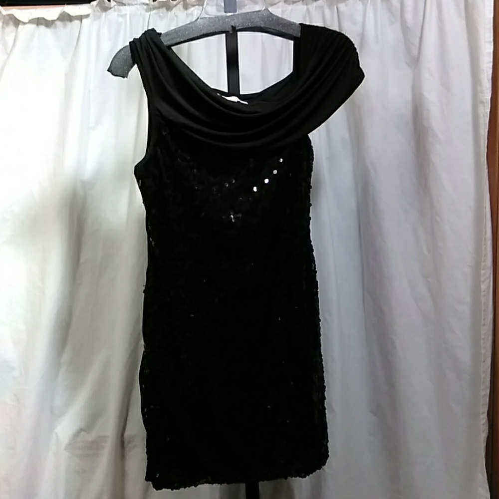 Moa Moa Black Sequin Prom Dress. Party Size M nwot